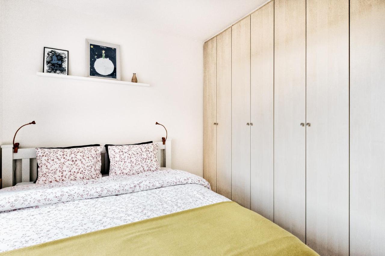 Lil Apartment With Tyn Cathedral View, Parking & Ac Prague Exterior photo
